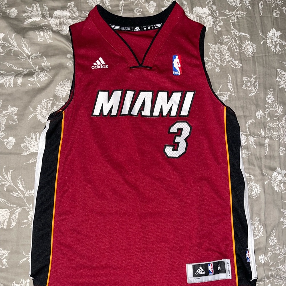 Miami Heat Red Jersey - Wade # 3 Medium